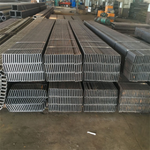 小口徑無縫方矩管